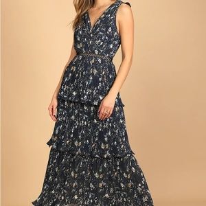 Such Sophistication Navy Blue Floral Print Pleated Maxi | Lulu’s | New with tags